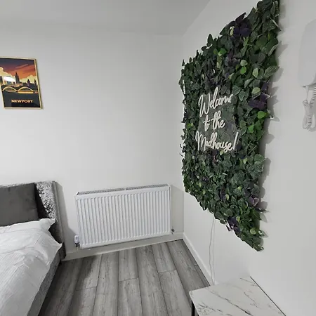 Cosy Cardiff Apartments - Garden Lounge Exterior photo