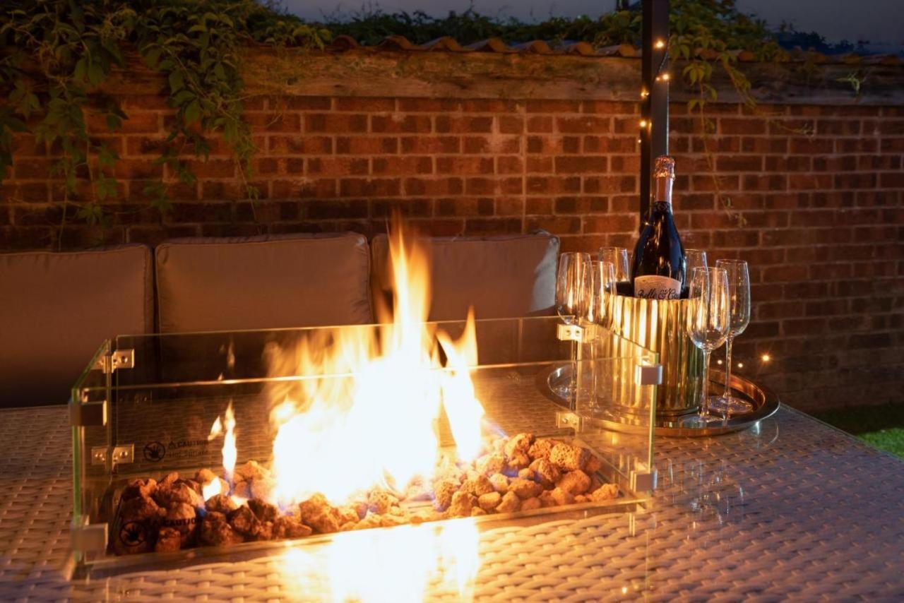 Cosy - Garden Lounge Apartment Cardiff